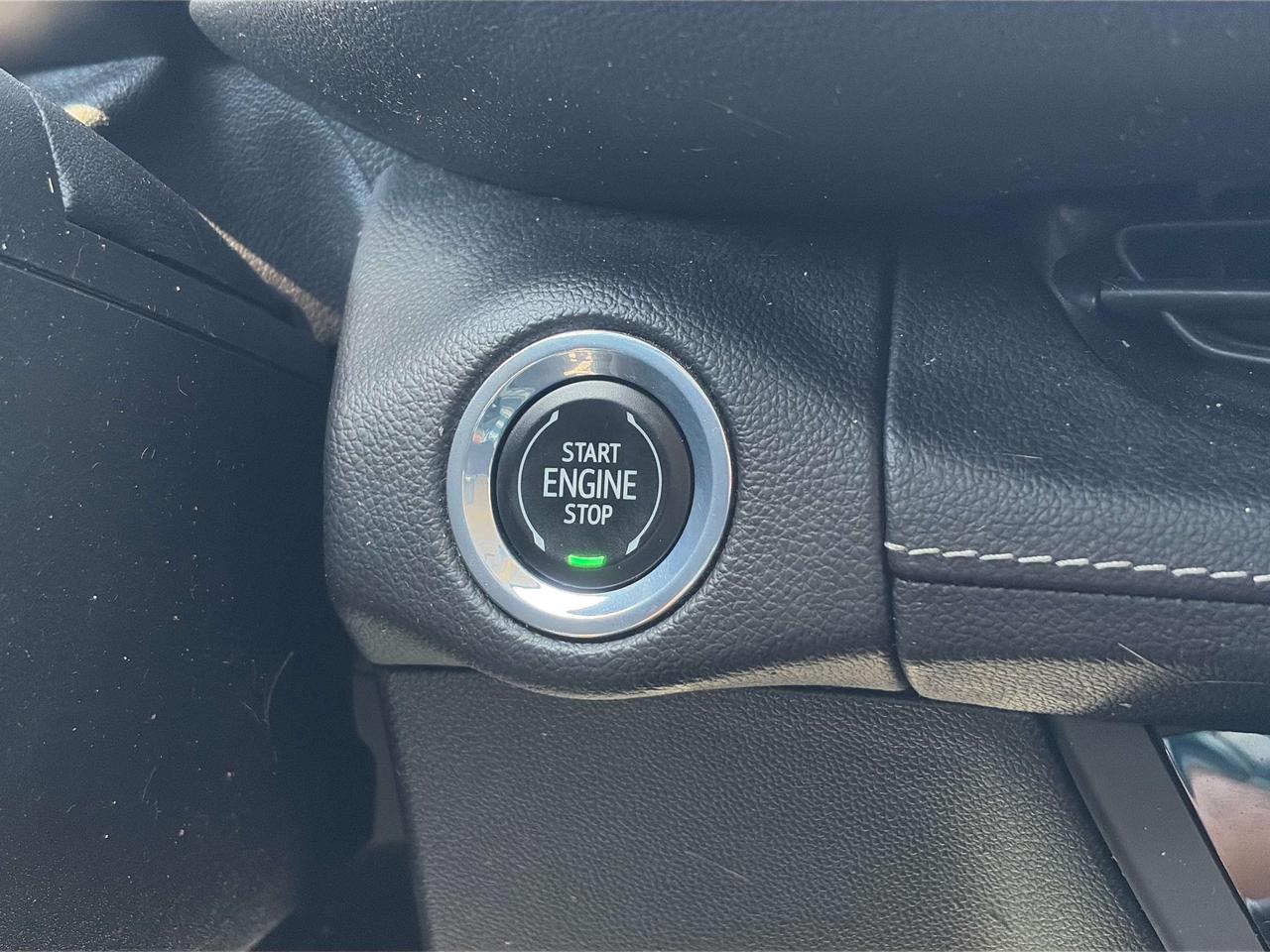 2023 Buick Envision Preferred   Factory Warranty   Clean Carfax Photo