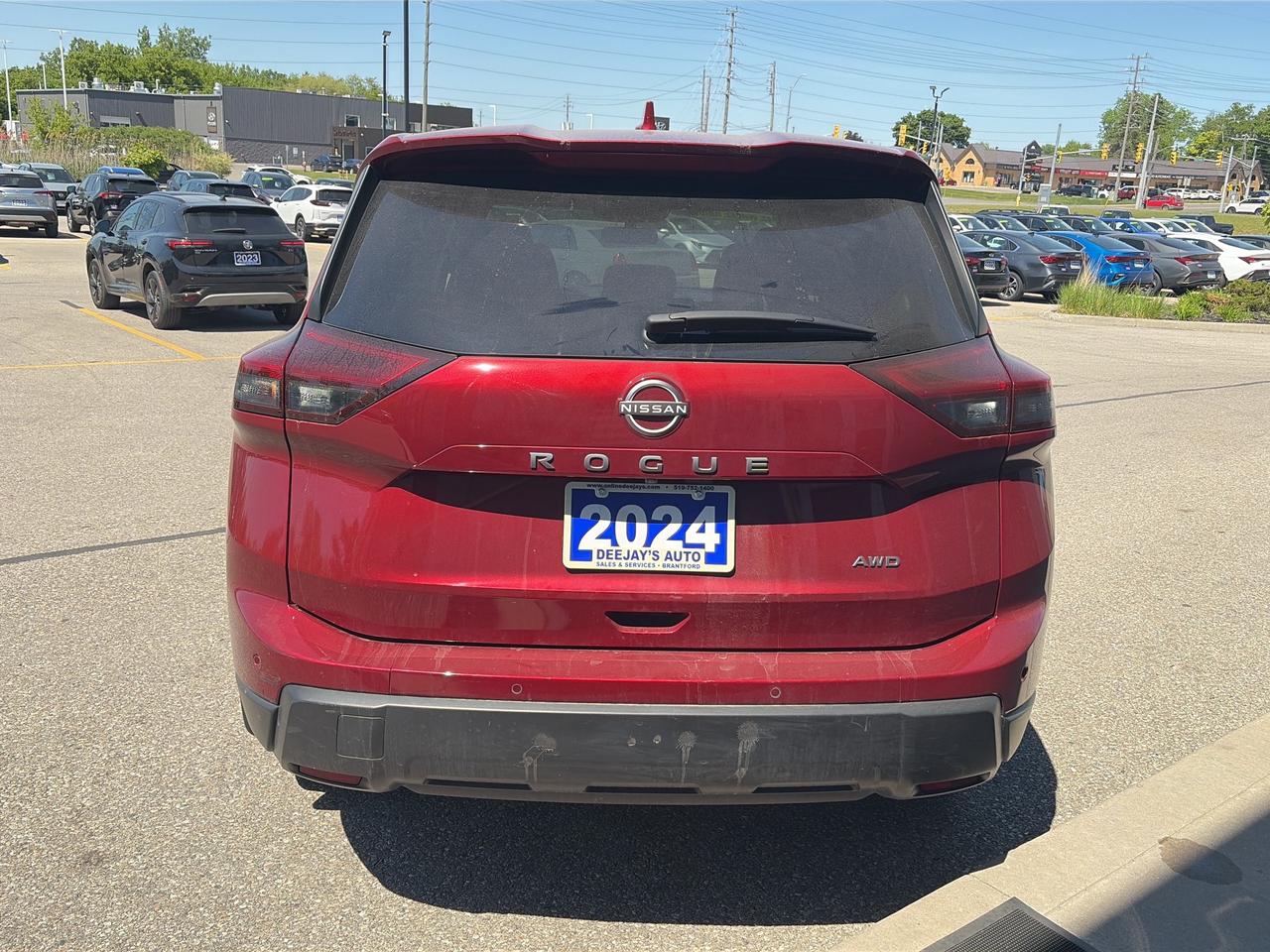 2024 Nissan Rogue S Photo