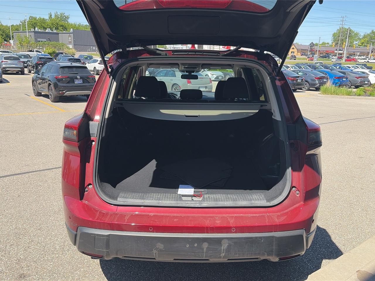 2024 Nissan Rogue S Photo4