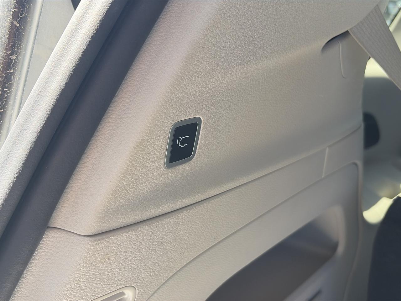 2024 Chrysler Grand Caravan SXT Photo