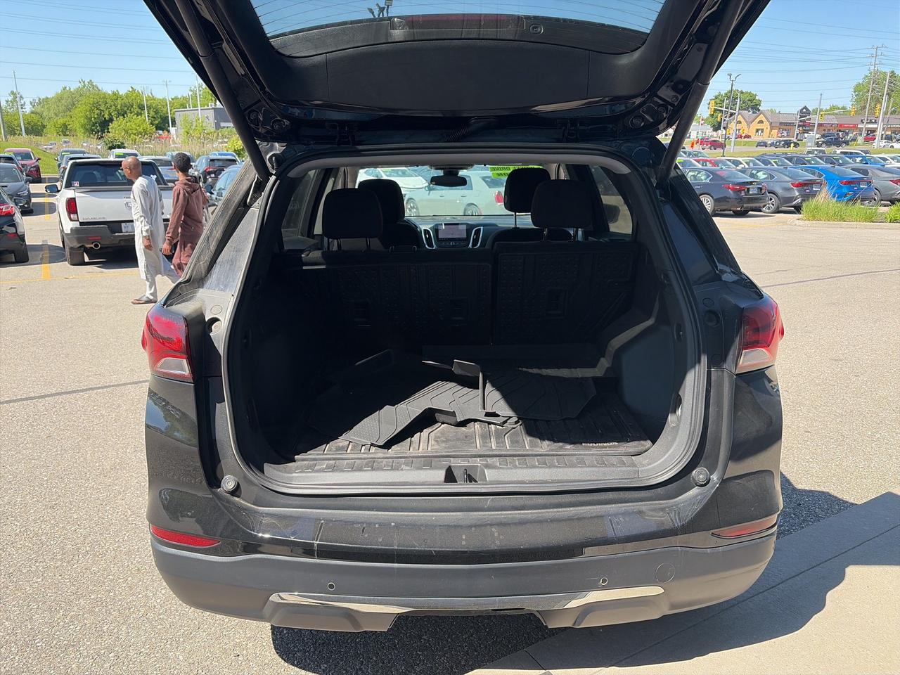 2022 Chevrolet Equinox LT Photo