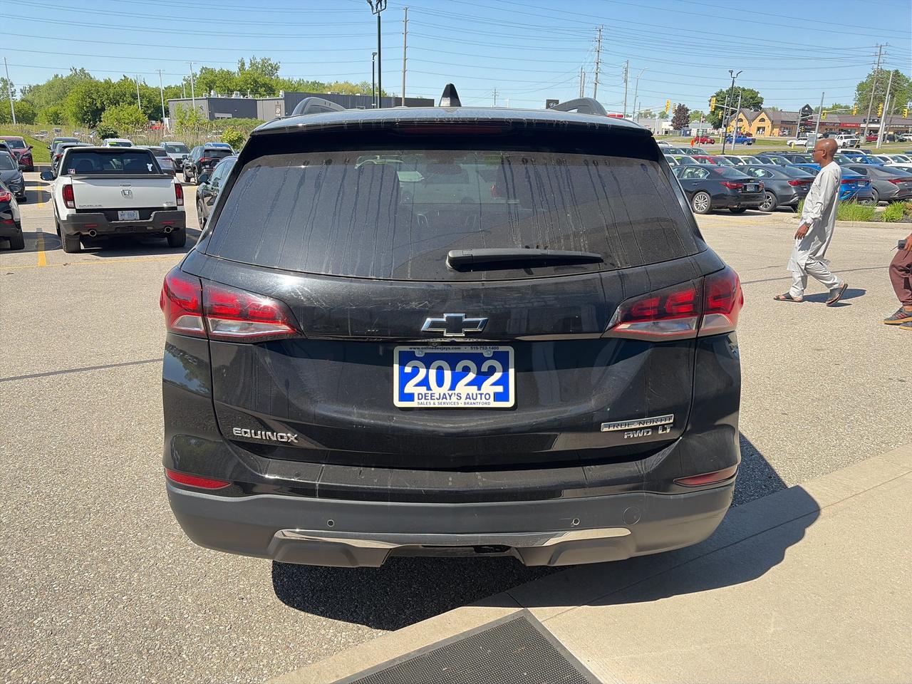 2022 Chevrolet Equinox LT Photo3