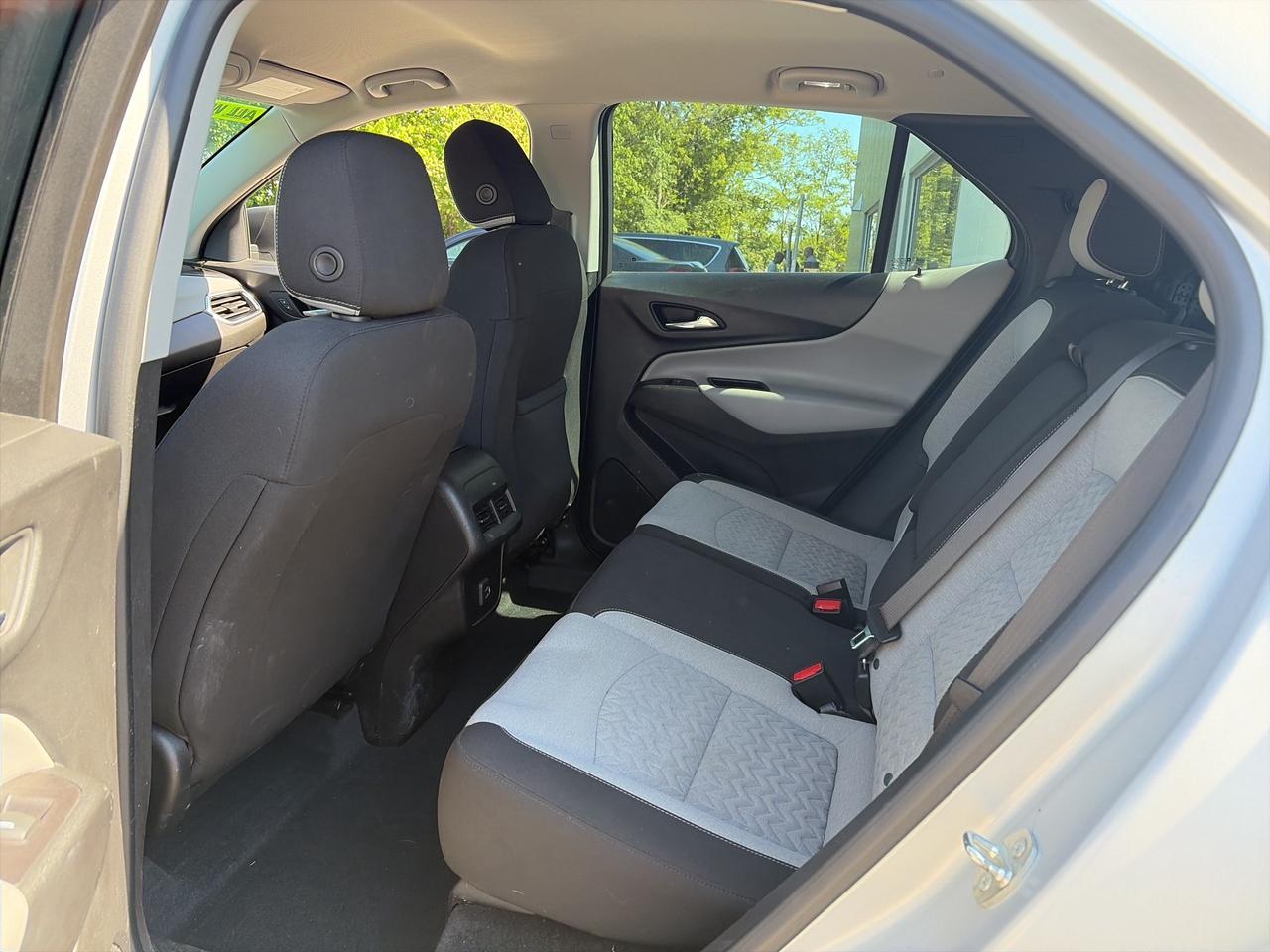 2022 Chevrolet Equinox LS Photo