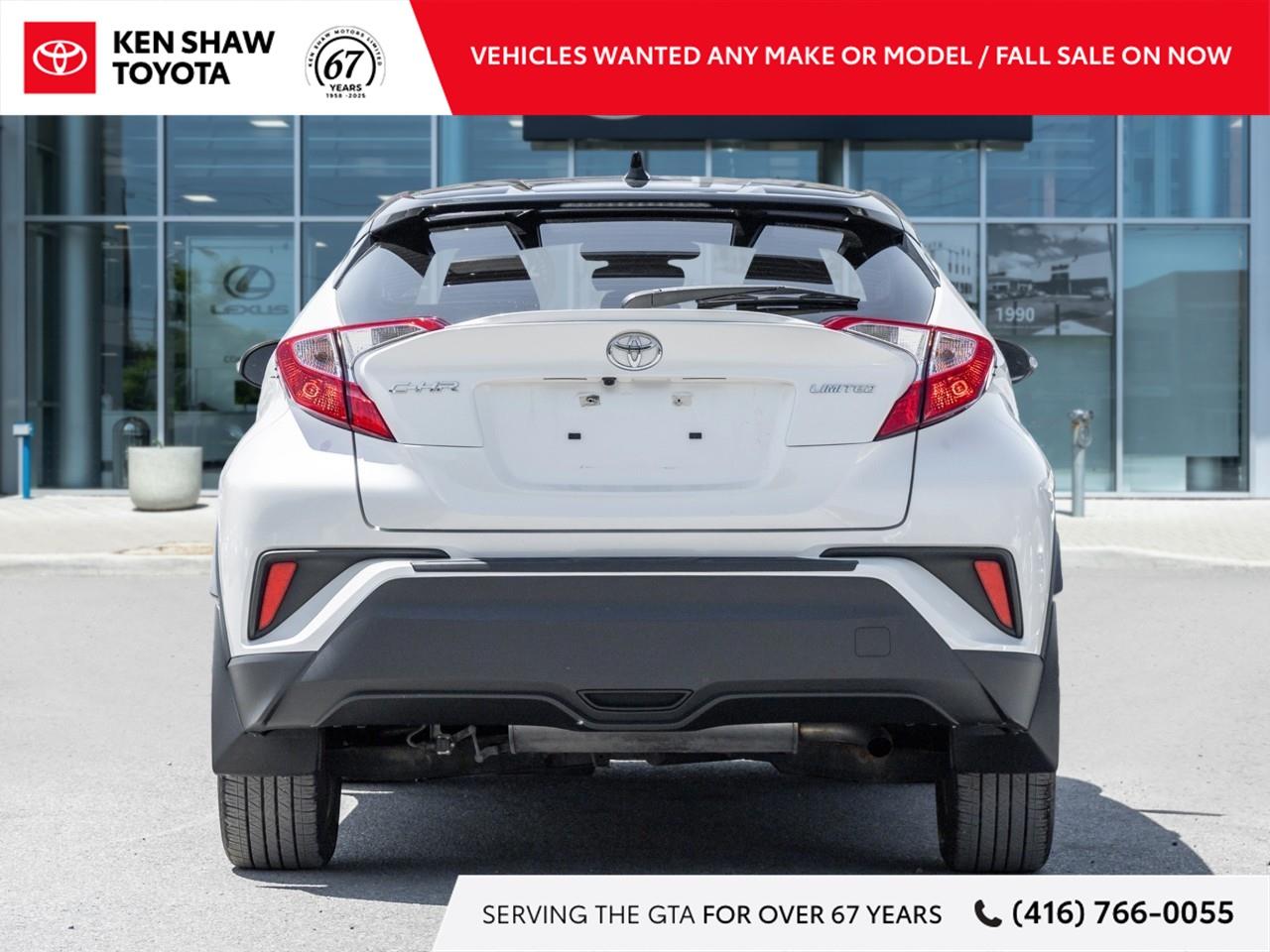 2021 Toyota C-HR Limited 4dr Front-Wheel Drive Sport Utility Photo