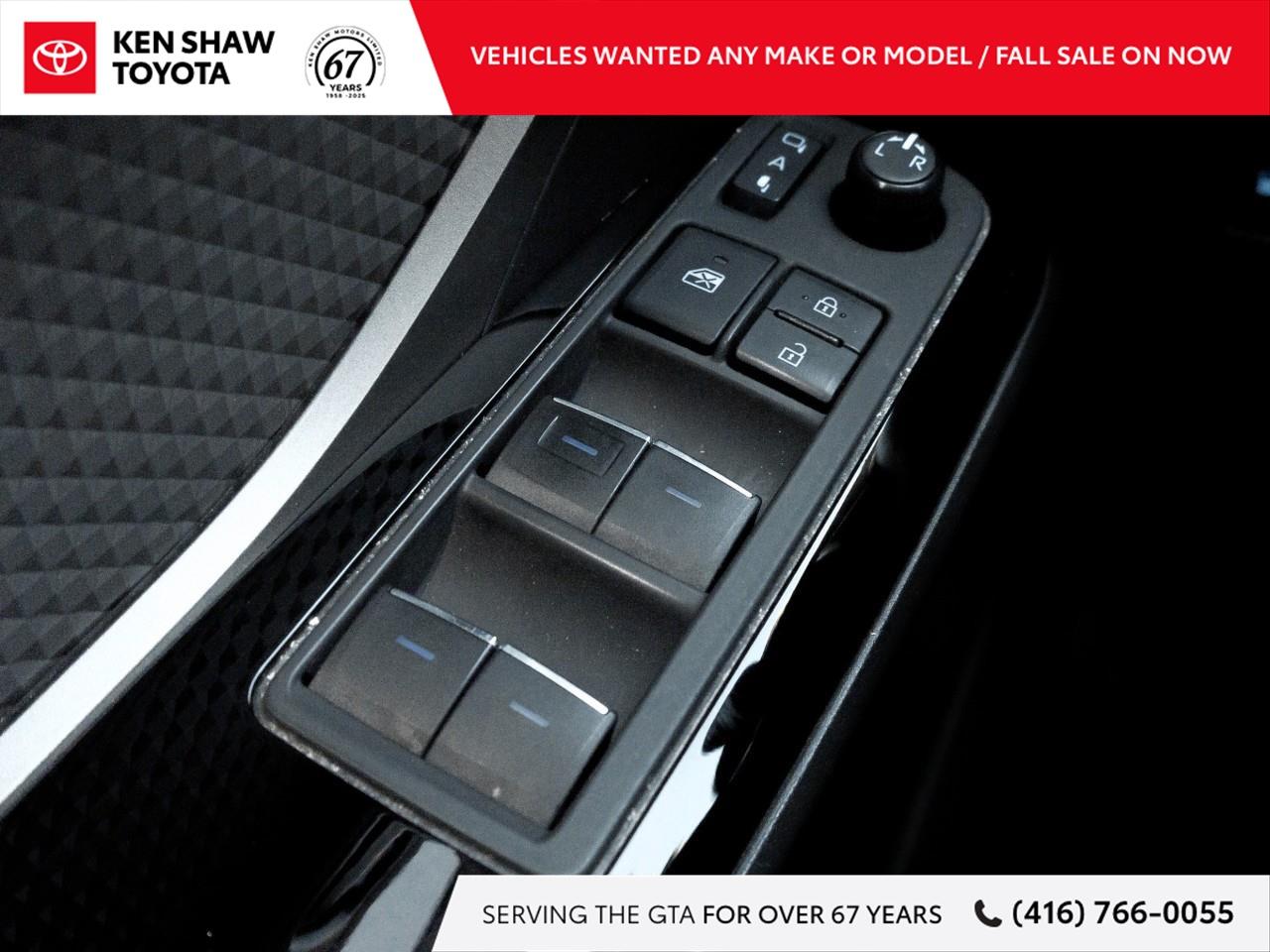 2021 Toyota C-HR Limited 4dr Front-Wheel Drive Sport Utility Photo