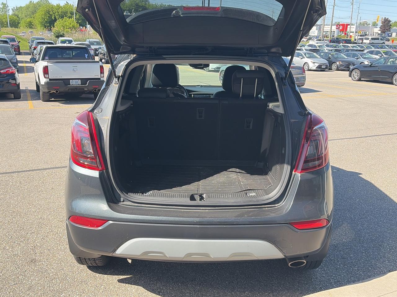 2018 Buick Encore Sport Touring Photo4