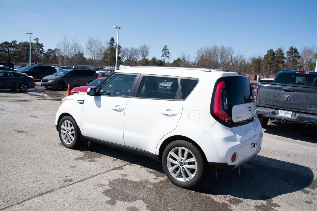2019 Kia Soul EX Photo2