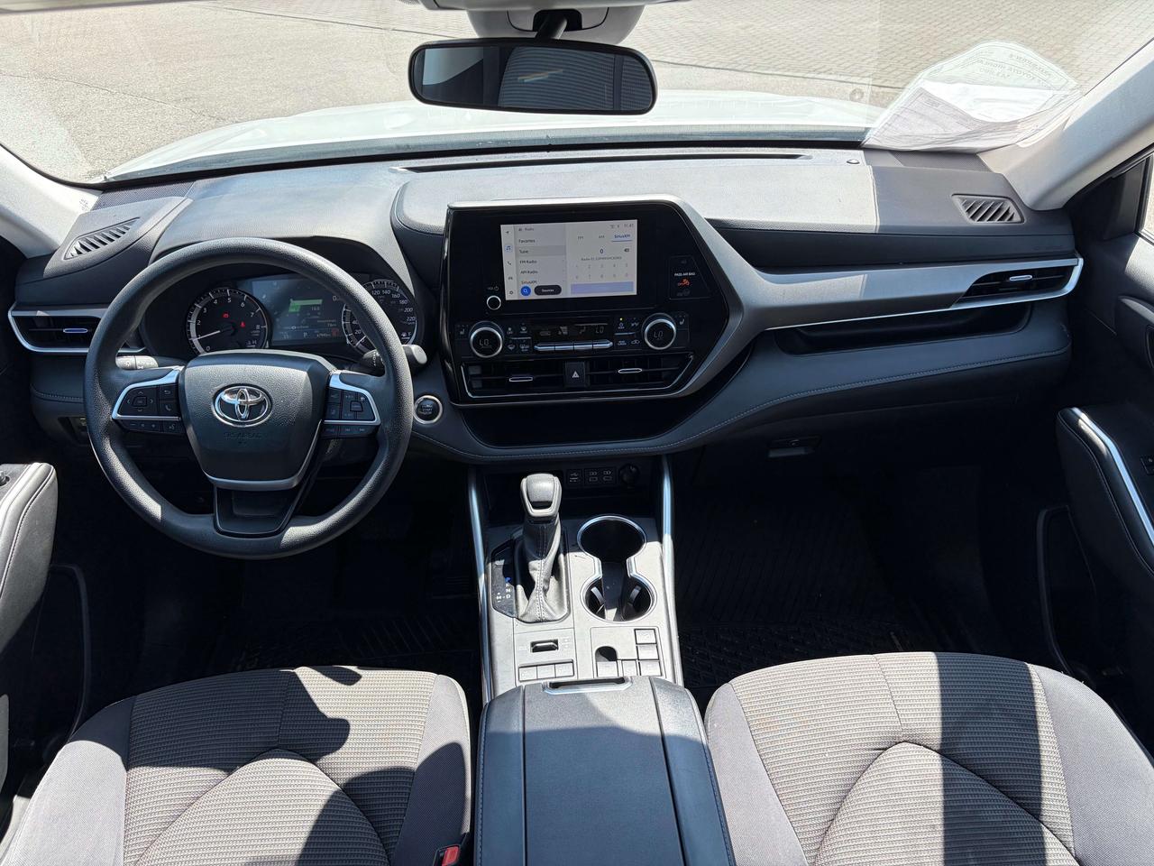 2024 Toyota Highlander LE AWD   Heated Seats   Remote Start   Blind-spot Photo