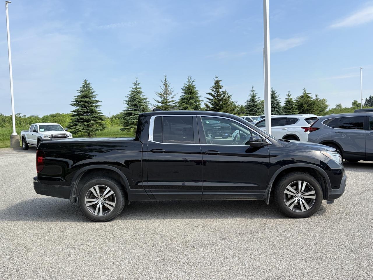 2018 Honda Ridgeline LX AWD   Heated Seats   Adaptive Cruise Photo