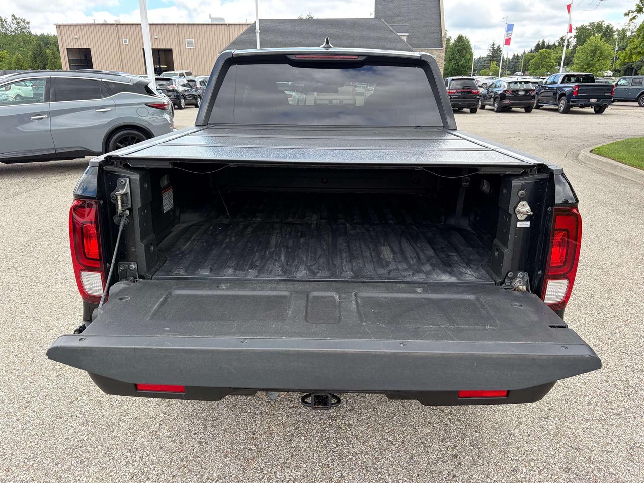 2018 Honda Ridgeline LX AWD   Heated Seats   Adaptive Cruise Photo