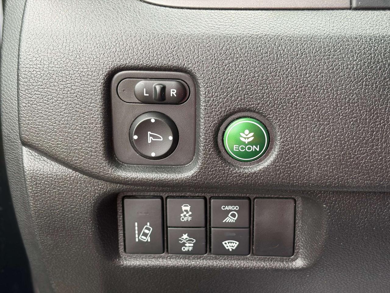 2018 Honda Ridgeline LX AWD   Heated Seats   Adaptive Cruise Photo