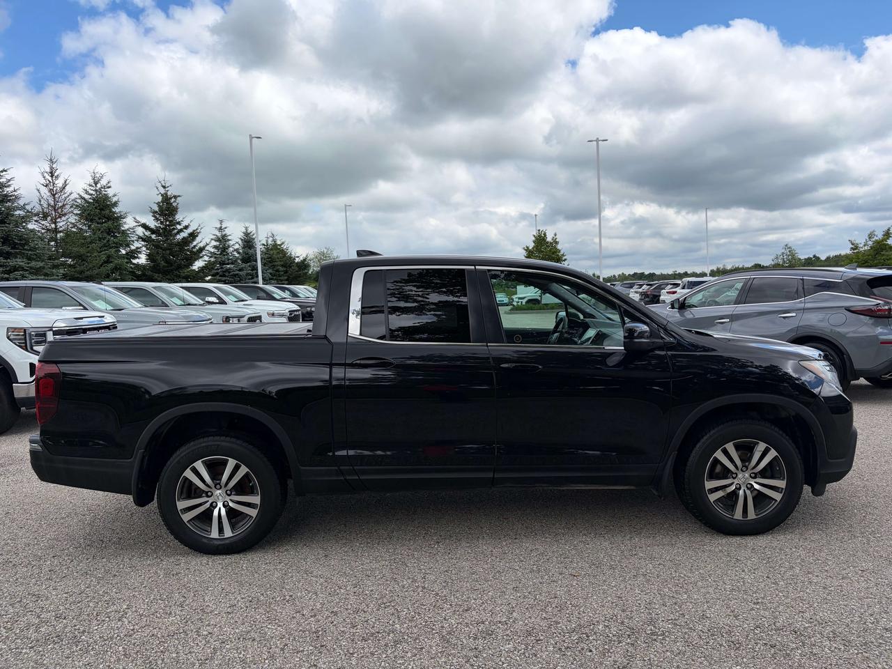 2018 Honda Ridgeline LX AWD   Heated Seats   Adaptive Cruise Photo