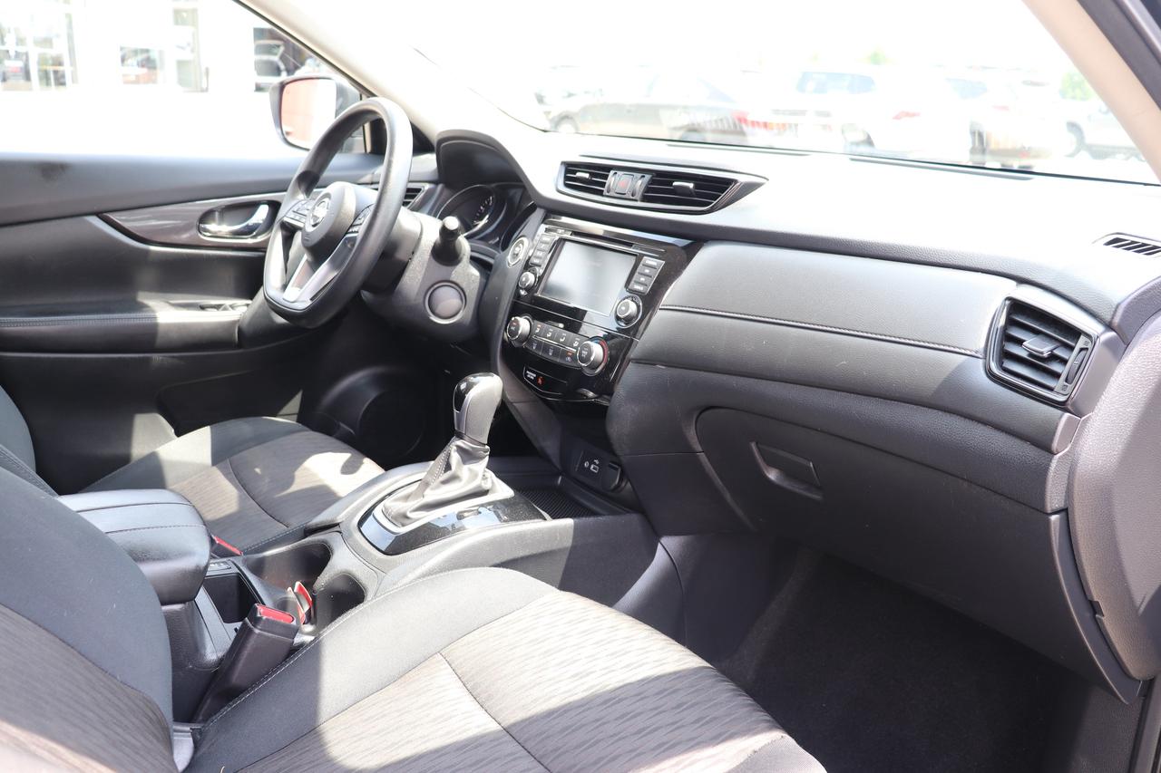 2019 Nissan Rogue ONE OWNER NO ACCIDENTS DEALER SERVICE REMOTE START Photo