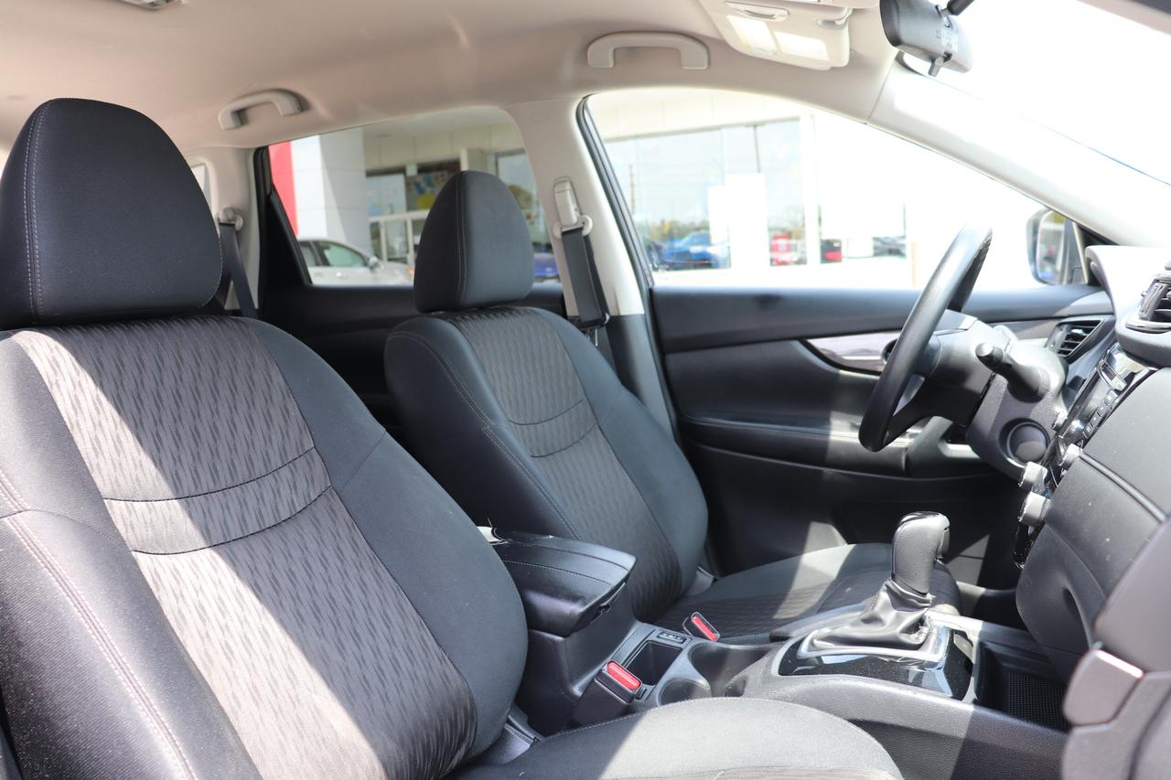 2019 Nissan Rogue ONE OWNER NO ACCIDENTS DEALER SERVICE REMOTE START Photo