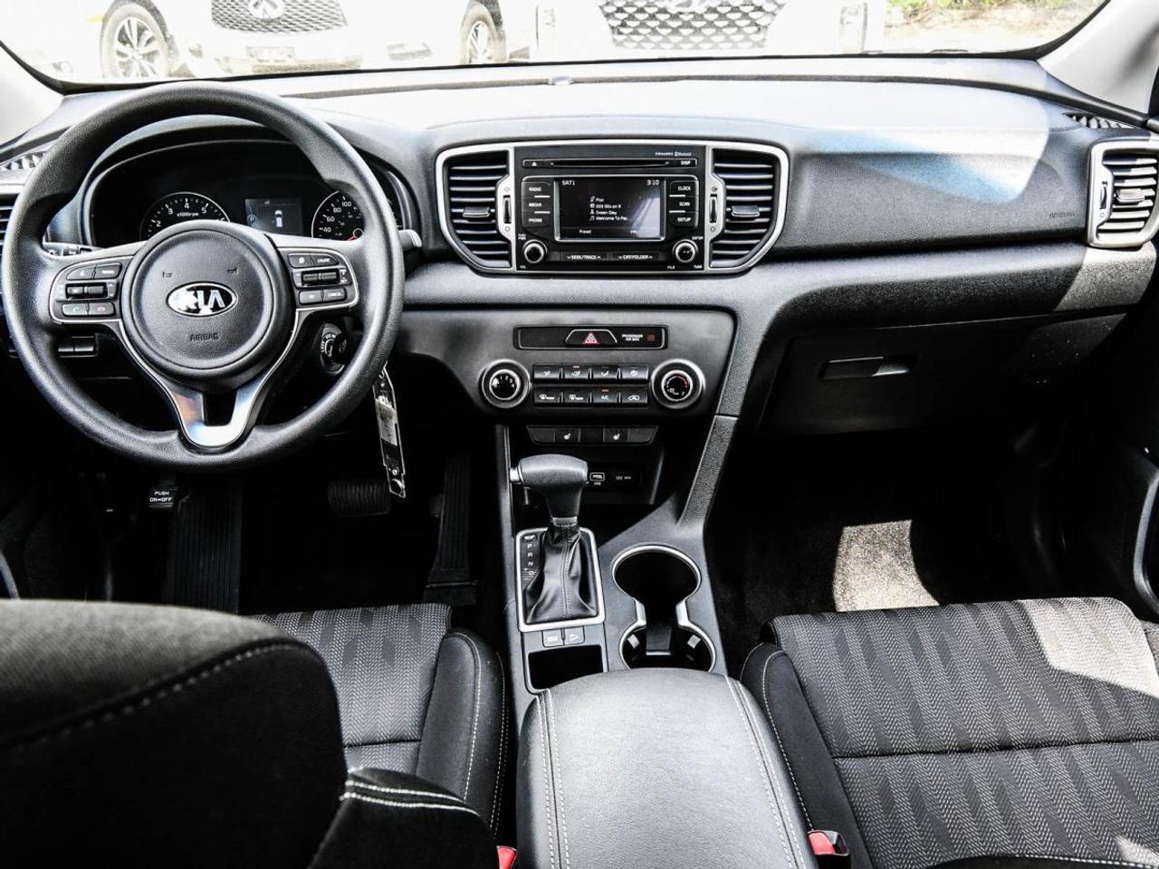 2018 Kia Sportage LX FWD   1owner, Lowest KMS Photo