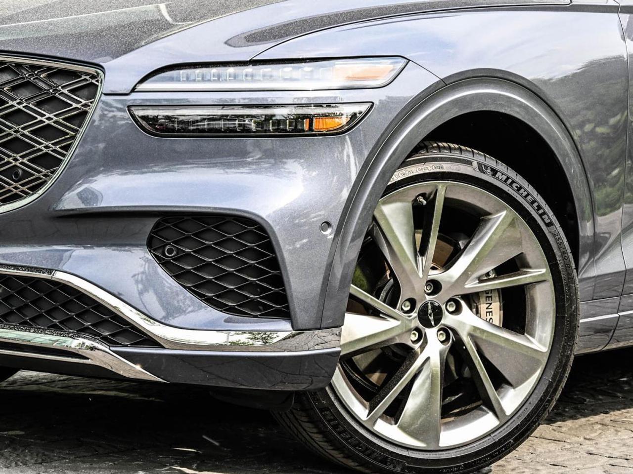 2026 Genesis GV70 2.5T Advanced Tech.Pkg AWD - Used Demonstrator Photo