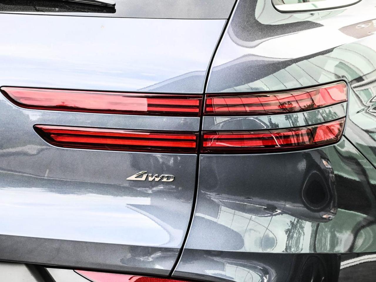 2026 Genesis GV70 2.5T Advanced Tech.Pkg AWD - Used Demonstrator Photo