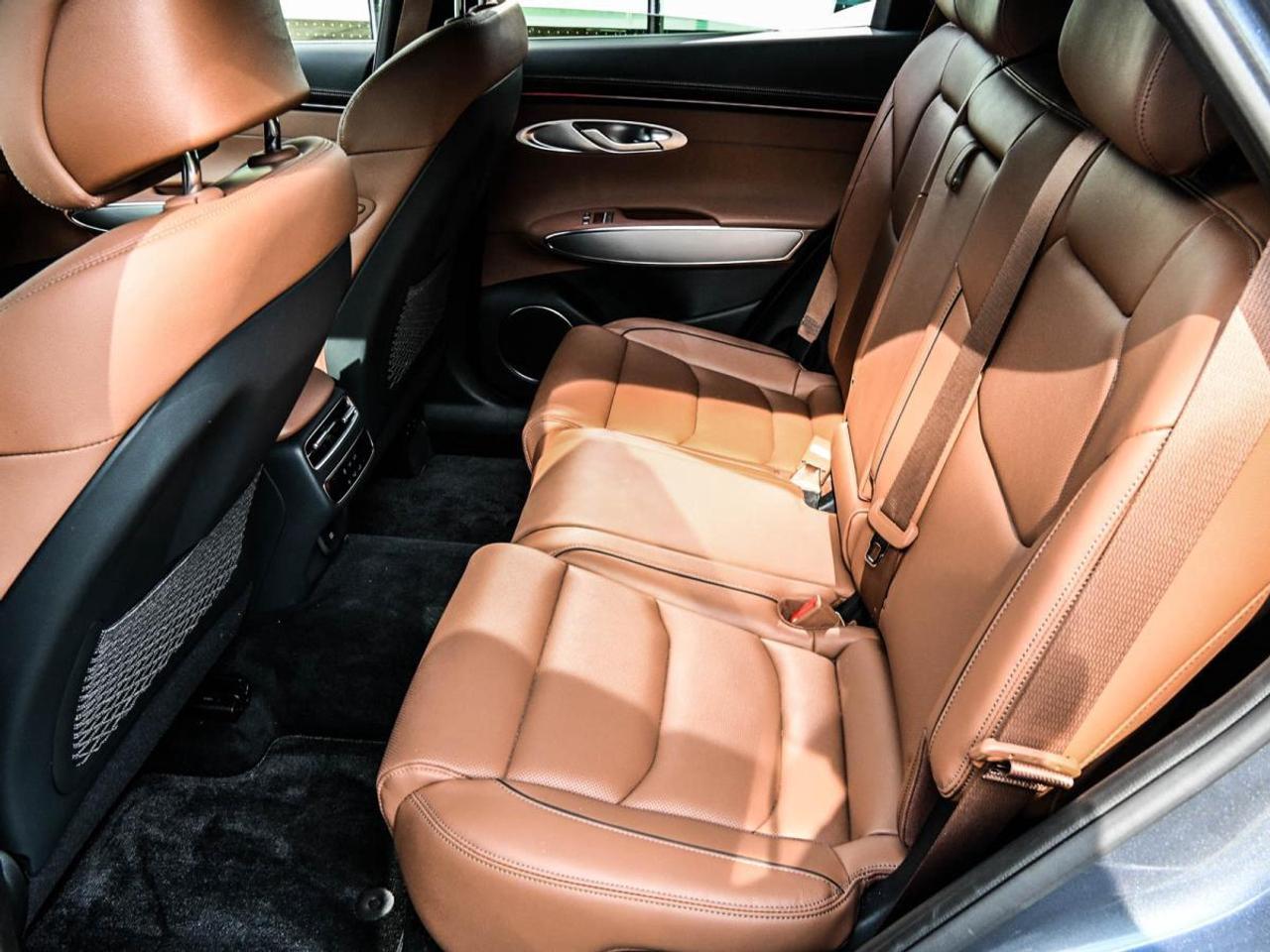 2026 Genesis GV70 2.5T Advanced Tech.Pkg AWD - Used Demonstrator Photo