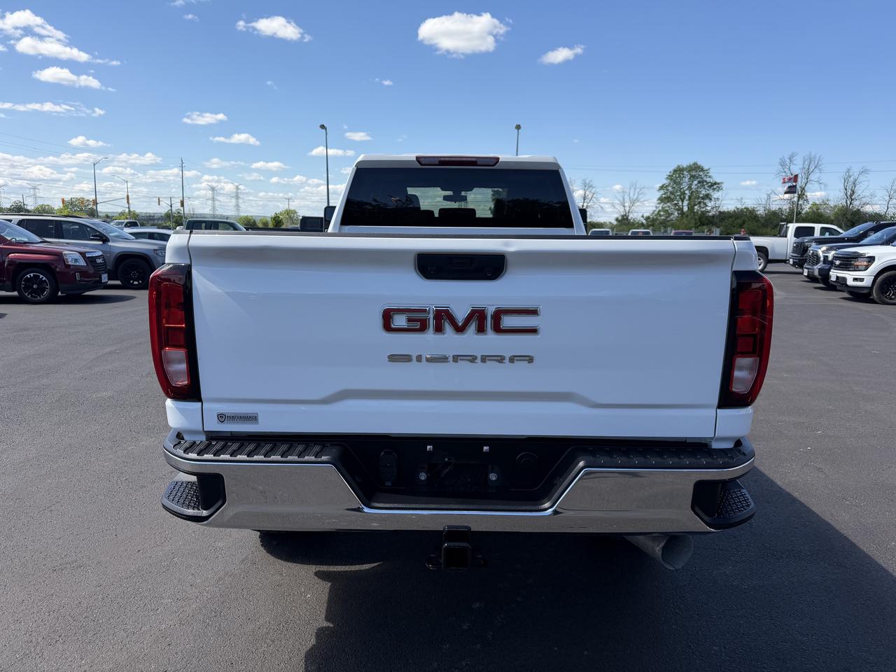 2023 GMC SIERRA 2500HD 4WD CREW LONG BOX DURAMAX Photo