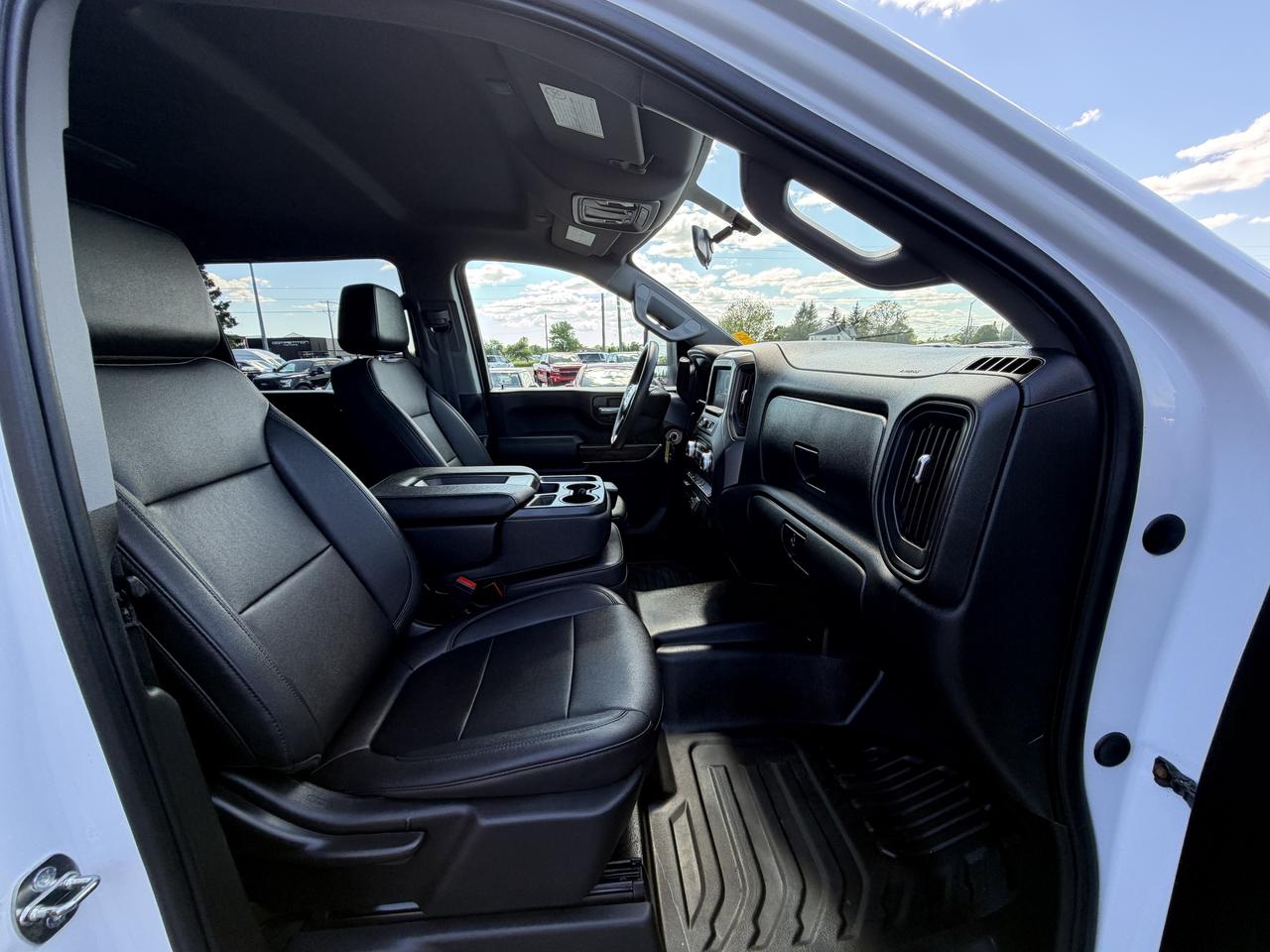 2023 GMC SIERRA 2500HD 4WD CREW LONG BOX DURAMAX Photo