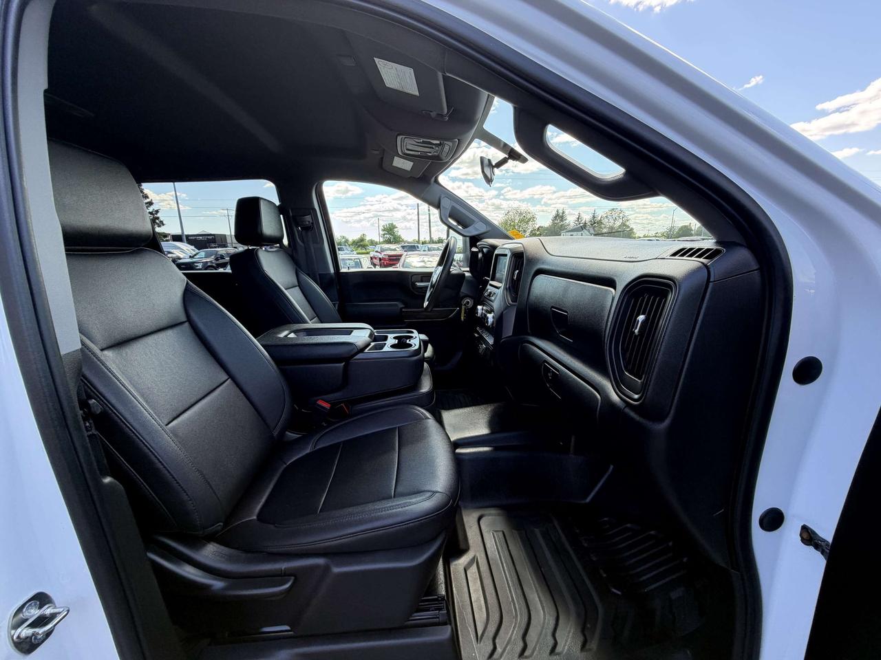 2023 GMC SIERRA 2500HD 4WD CREW LONG BOX DURAMAX Photo