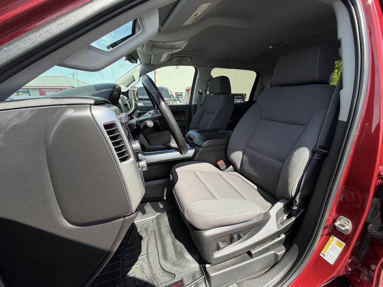 2018 Chevrolet Silverado 1500 4WD Crew Cab Photo