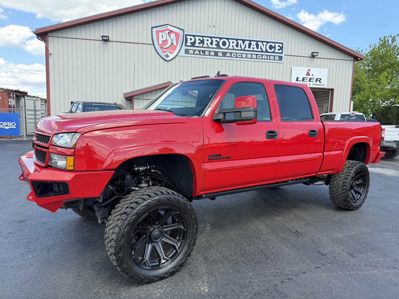 2003 Chevrolet 2500 LIFT/WHEEL/TIRE/BUMPER PKG!! Photo