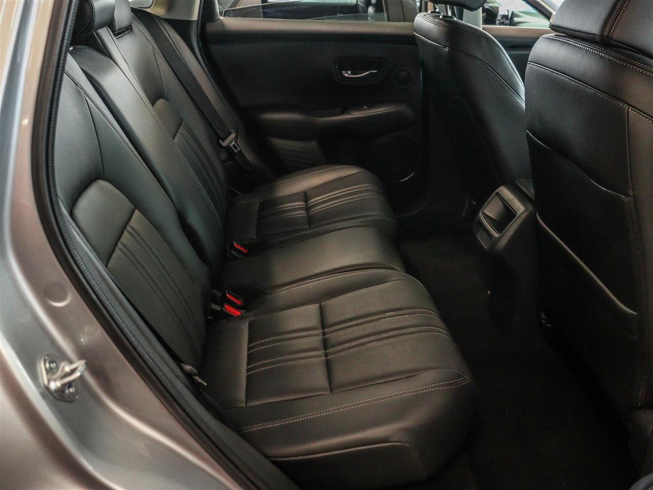 2026 Honda HR-V EX-L AWD SUNROOF LEATHER Photo