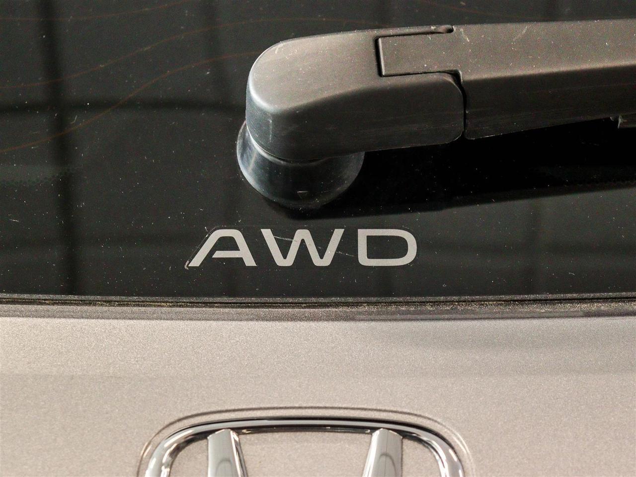 2026 Honda HR-V EX-L AWD SUNROOF LEATHER Photo