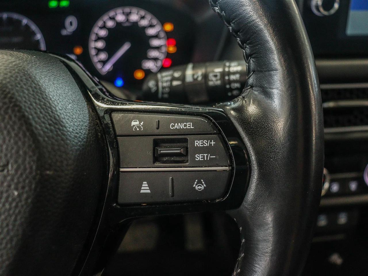 2026 Honda HR-V EX-L AWD SUNROOF LEATHER Photo