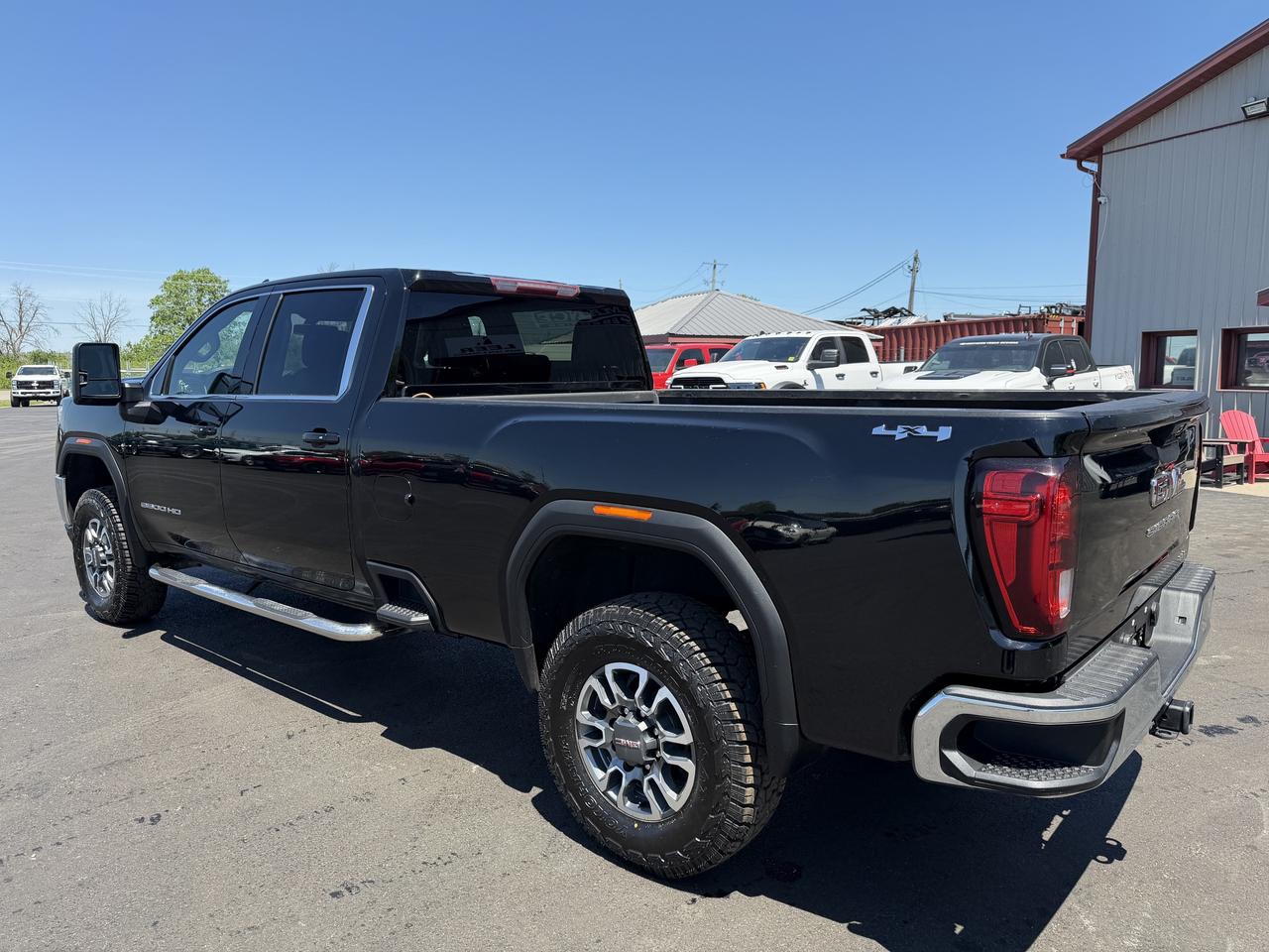 2021 GMC SIERRA 2500HD 4WD Crew Cab 172  SLE Photo4