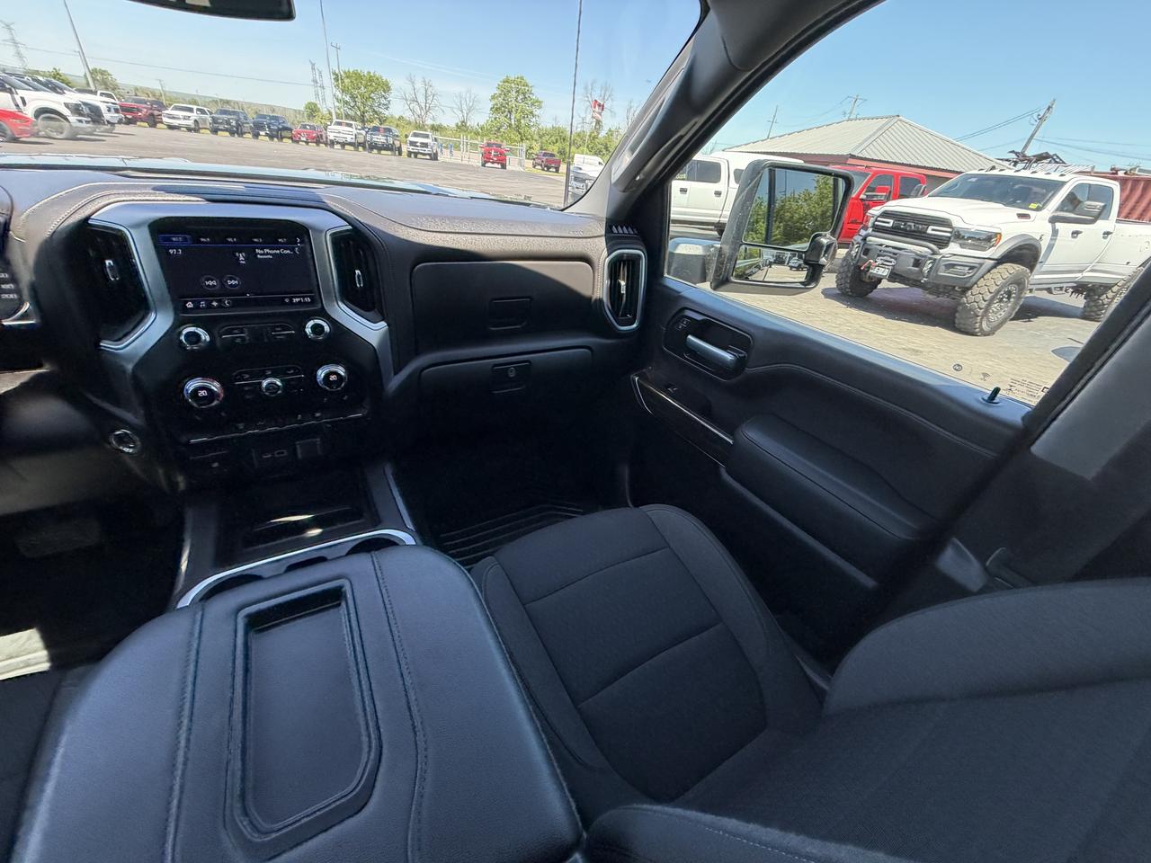 2021 GMC SIERRA 2500HD 4WD Crew Cab 172  SLE Photo