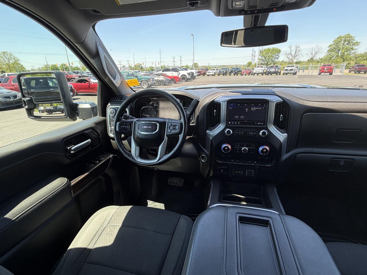 2021 GMC SIERRA 2500HD 4WD Crew Cab 172  SLE Photo