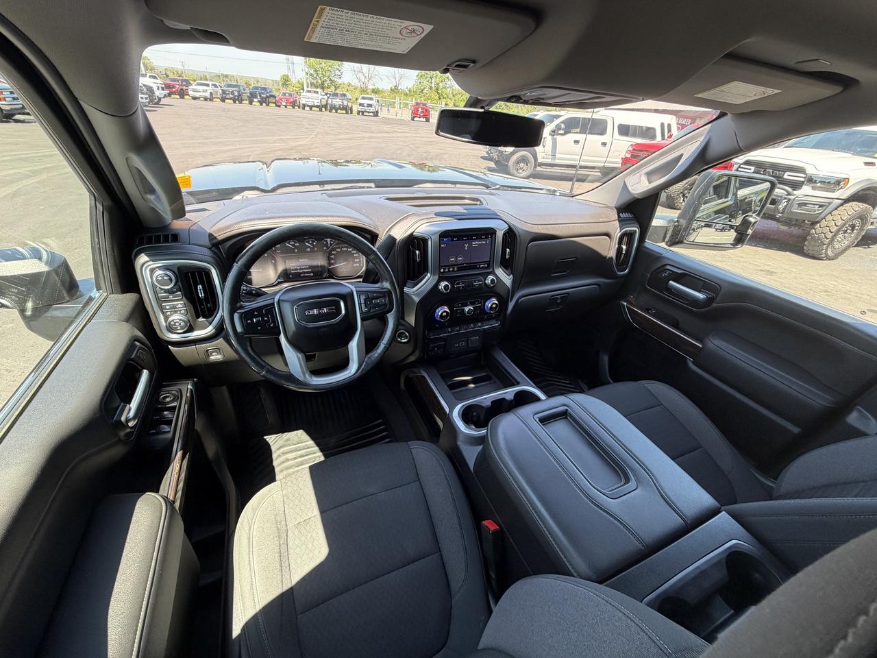 2021 GMC SIERRA 2500HD 4WD Crew Cab 172  SLE Photo