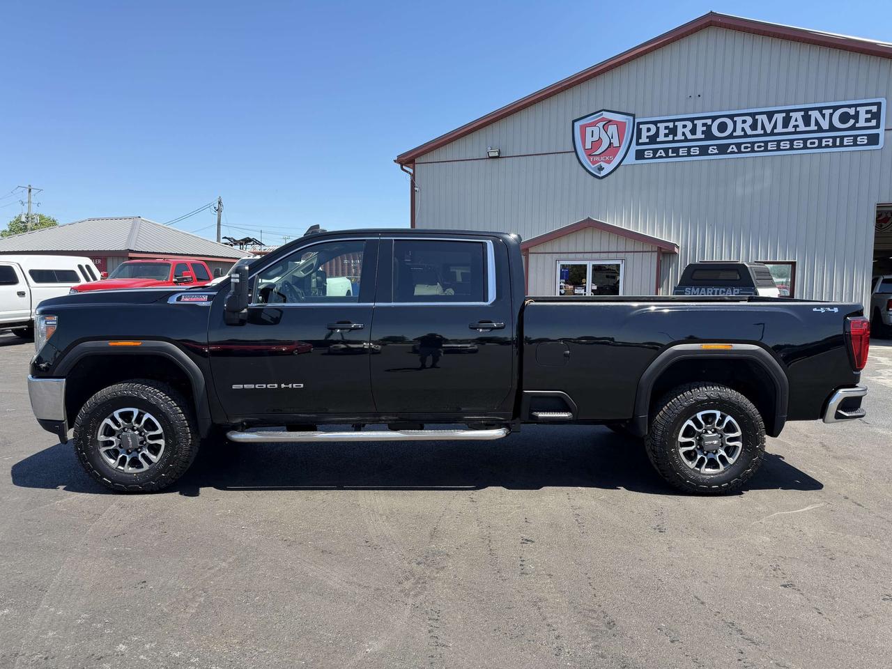 2021 GMC SIERRA 2500HD 4WD Crew Cab 172  SLE Photo3
