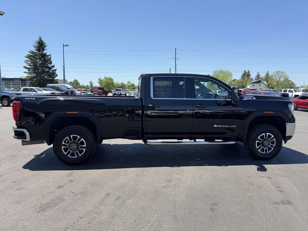 2021 GMC SIERRA 2500HD 4WD Crew Cab 172  SLE Photo