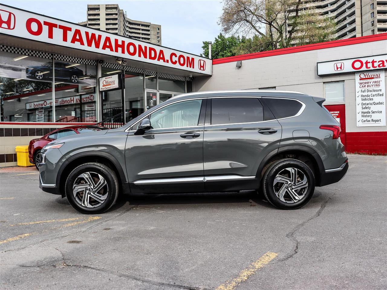 2023 Hyundai Santa Fe Preferred SUNROOF LEATHER NAVI Photo4