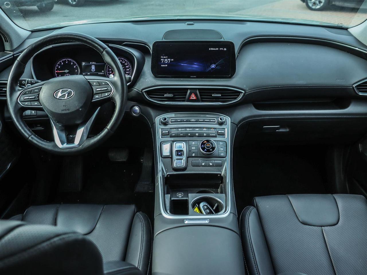 2023 Hyundai Santa Fe Preferred SUNROOF LEATHER NAVI Photo