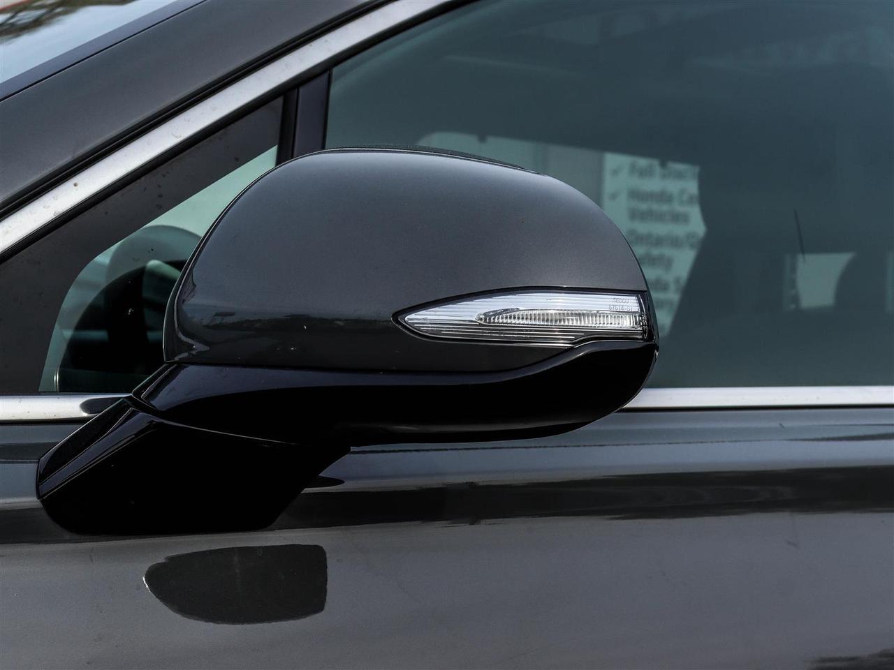 2023 Hyundai Santa Fe Preferred SUNROOF LEATHER NAVI Photo