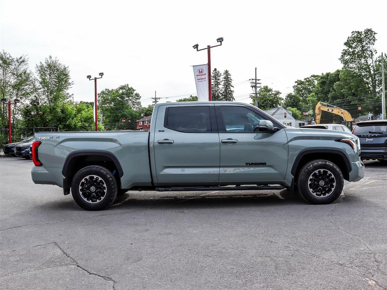 2023 Toyota Tundra SR5 TRD OFF ROAD BACKUP CAM Photo