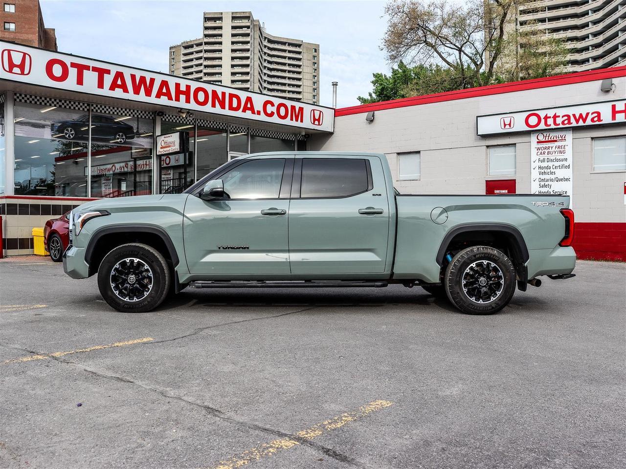 2023 Toyota Tundra SR5 TRD OFF ROAD BACKUP CAM Photo