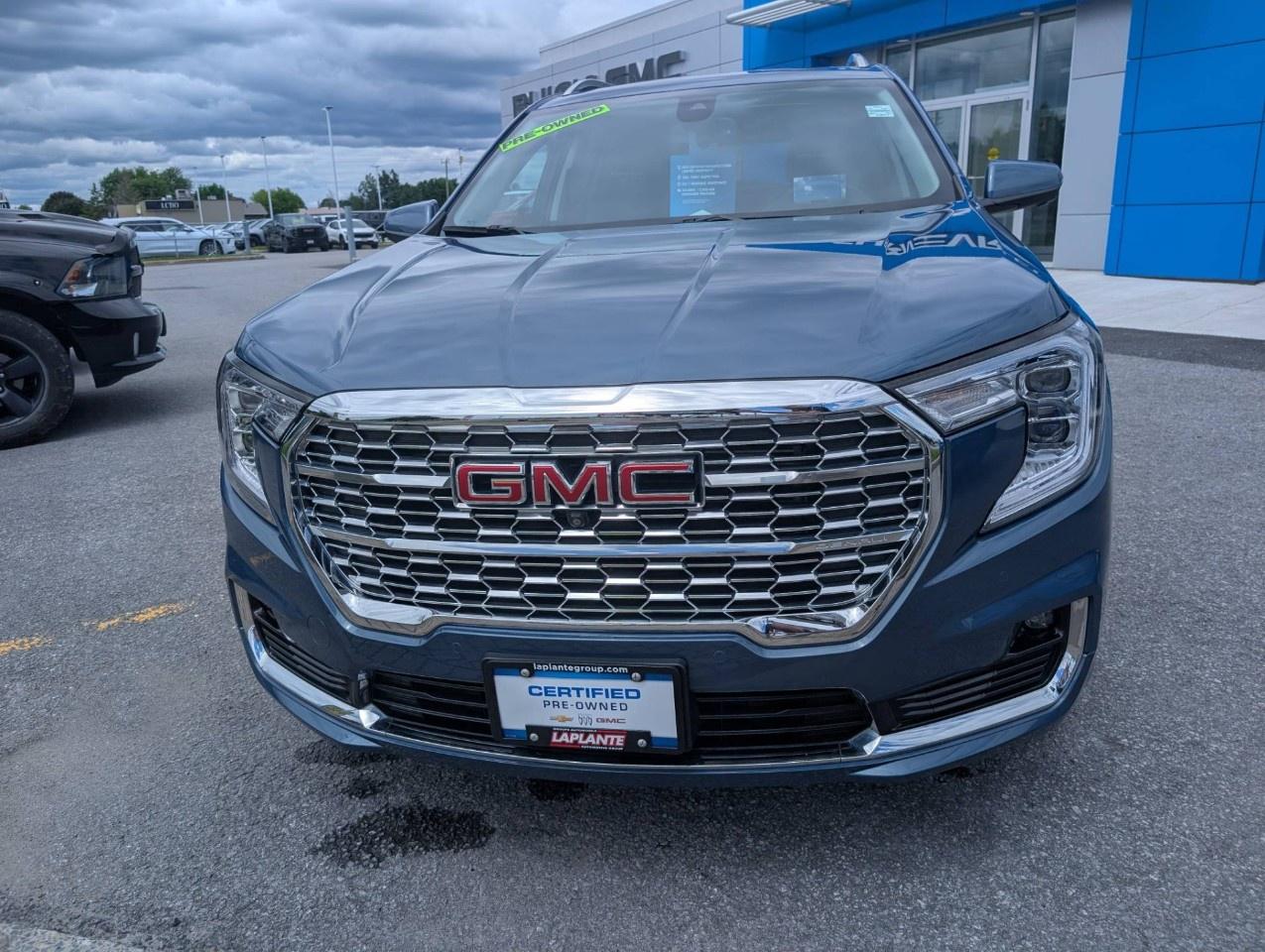 2024 GMC Terrain AWD Denali Photo