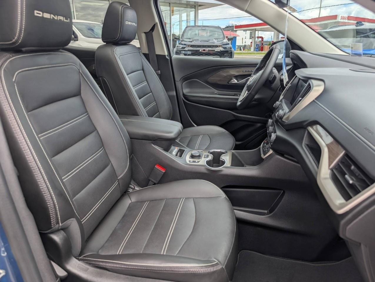 2024 GMC Terrain AWD Denali Photo