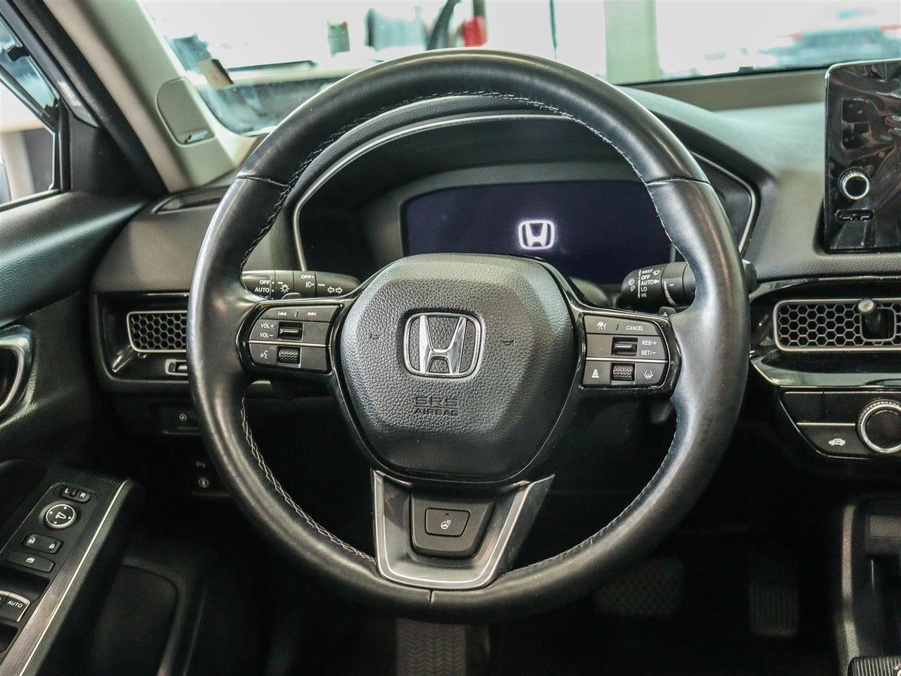 2022 Honda Civic TOURING LEATHER NAVI SUNROOF Photo