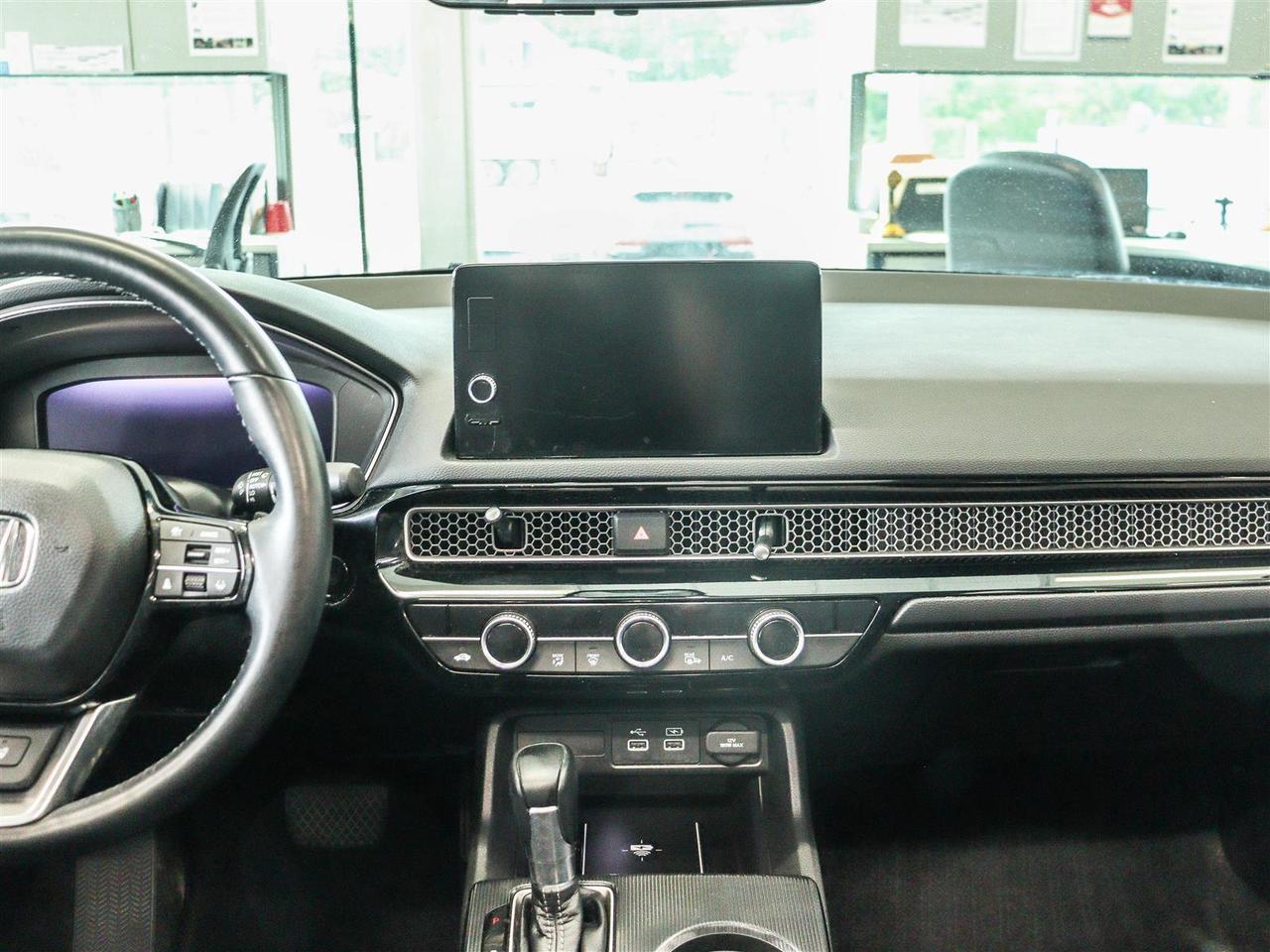 2022 Honda Civic TOURING LEATHER NAVI SUNROOF Photo