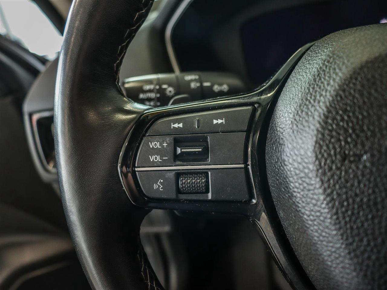 2022 Honda Civic TOURING LEATHER NAVI SUNROOF Photo