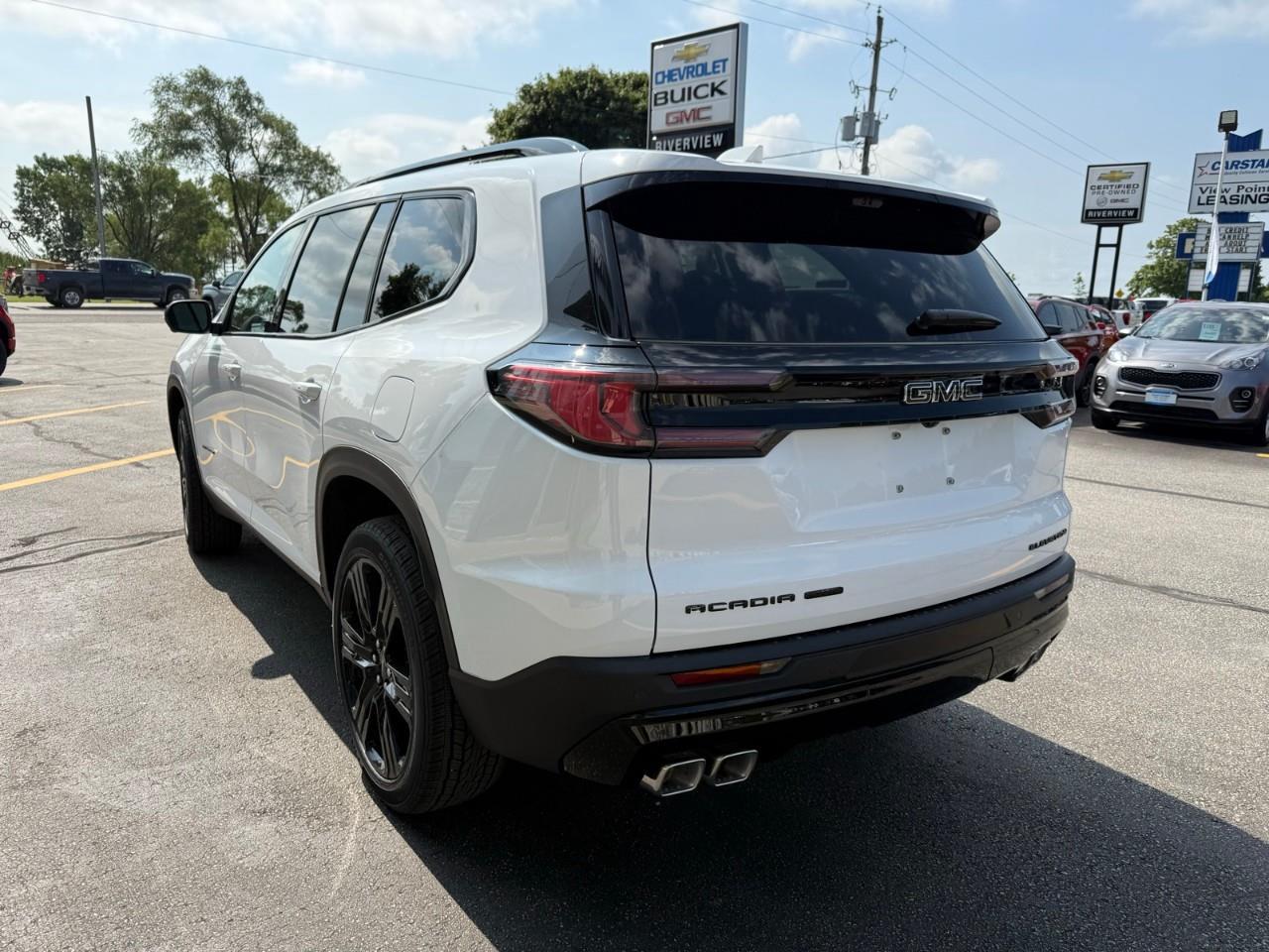 2026 GMC Acadia Elevation 4dr All-Wheel Drive Photo