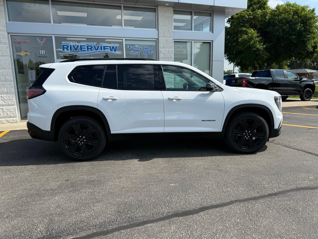 2026 GMC Acadia Elevation 4dr All-Wheel Drive Photo1