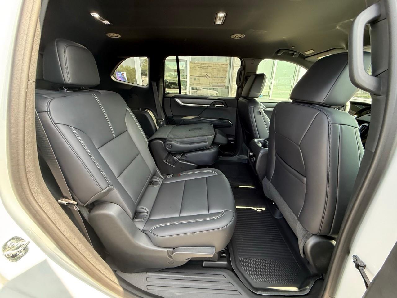 2026 GMC Acadia Elevation 4dr All-Wheel Drive Photo