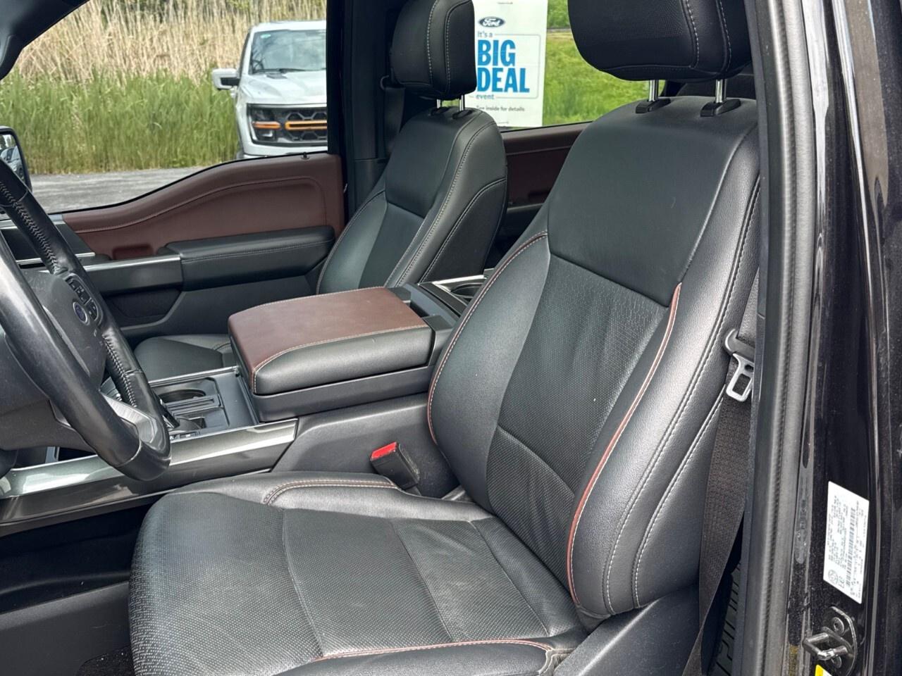 2022 Ford F-150 LARIAT   LONGBOX   FX4   MAX TOW PKG   MOONROOF Photo